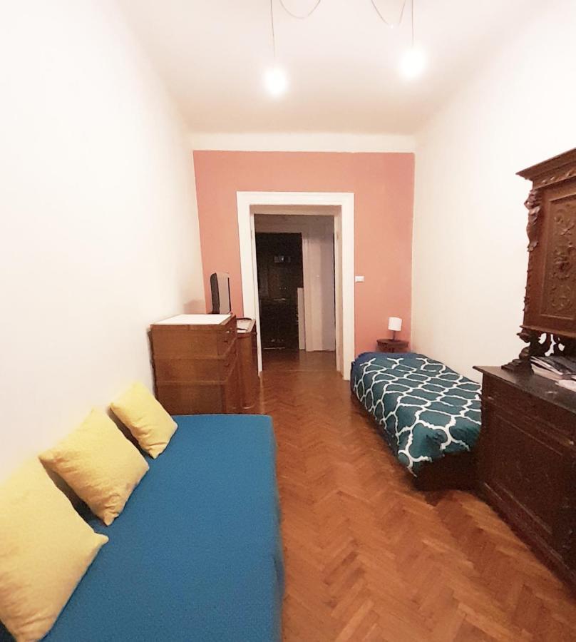 Casa Antica - Historical Apartment In Old City Center Trieste Bagian luar foto