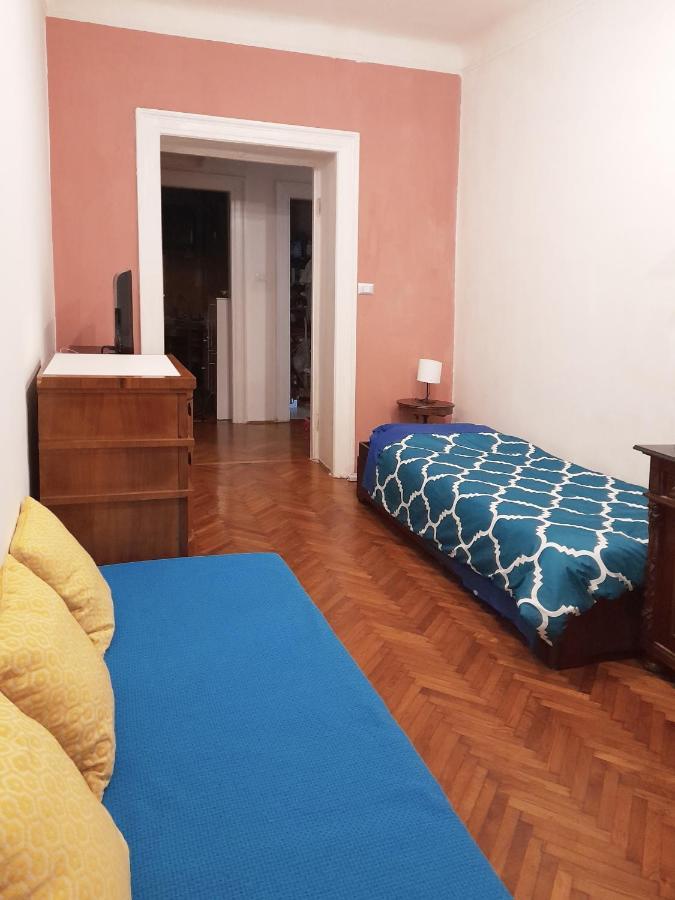 Casa Antica - Historical Apartment In Old City Center Trieste Bagian luar foto