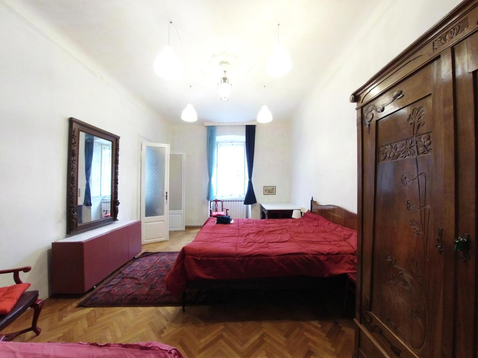 Casa Antica - Historical Apartment In Old City Center Trieste Ruang foto